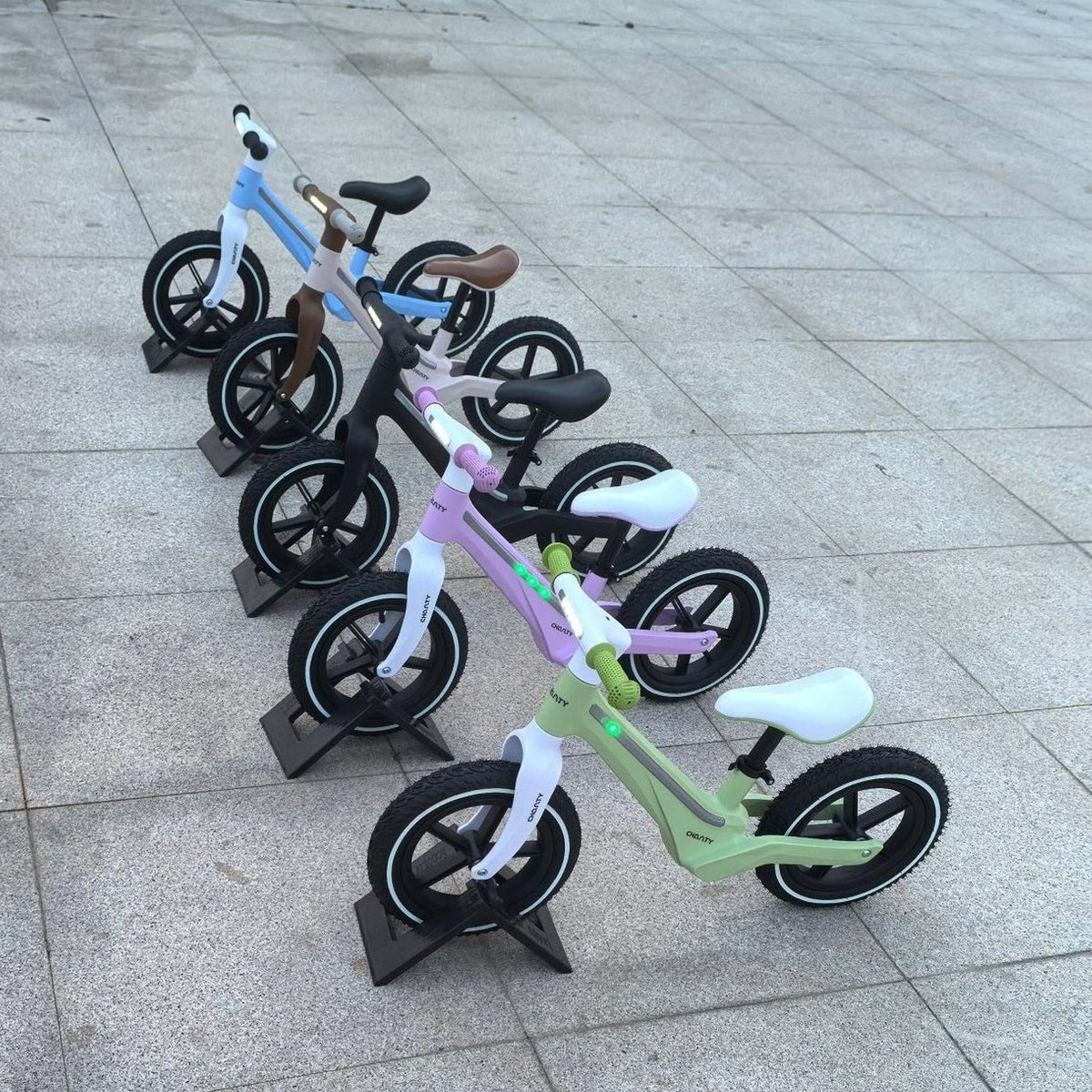 Rowerek biegowy z oświetleniem | LED | 2-6 lat